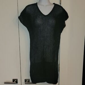Tahari Black Knit V-Neck Top